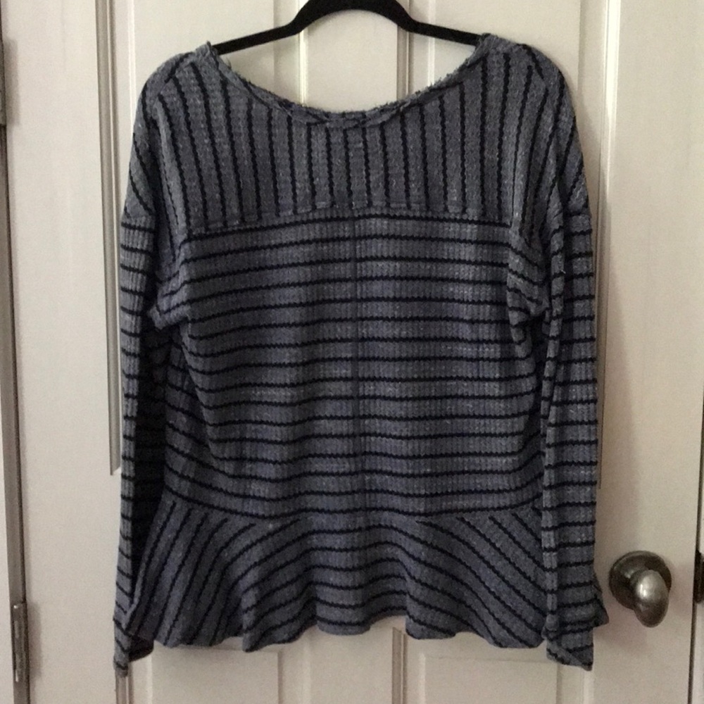 Free People top - Picture 3 of 3